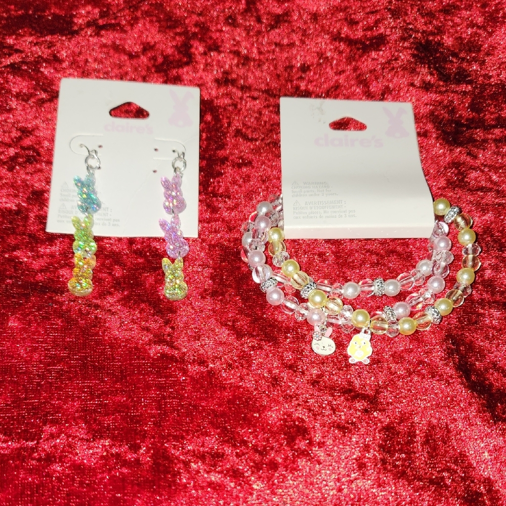 NWT CLARIES BUNNY 🐰EARRINGS/ BRACELETS 🐰🐥🌼 SET🐰✨️🐥🌼🩷